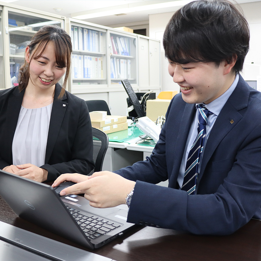 所属チームや、仲間の雰囲気を教えてください。